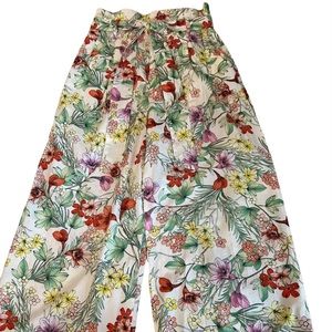 Zara Woman Pants extra Small Wide Leg Ankle 22” Pleated Front